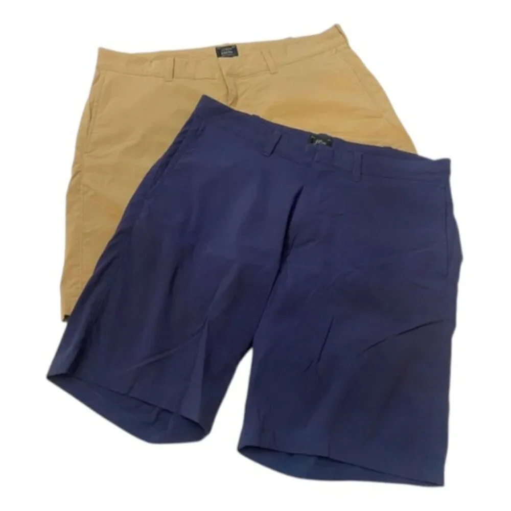 J. Crew Men's Flat Front Shorts in Navy and Tan Size 31/30 - 2748